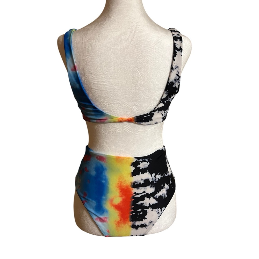 SHEIN Pastel Tie-Dye Bikini Set - Picture 3 of 9